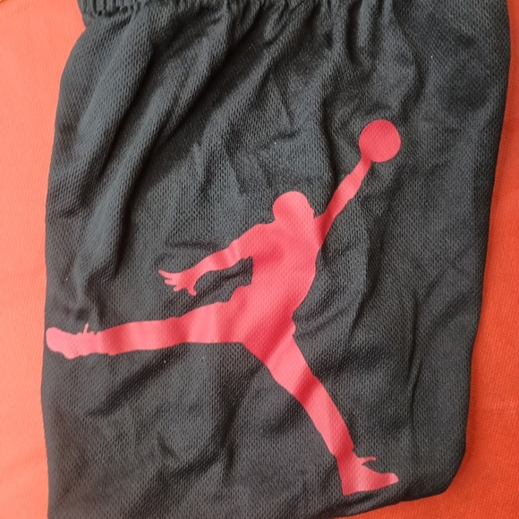 Jordan Kids Black and Red Shorts - Picture 8 of 14